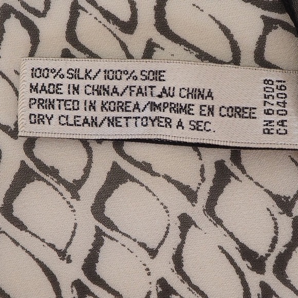 Anne Klein 100% Silk Scarf Oblong Black & White Geometric Animal Print 11" x 53" - Picture 7 of 10